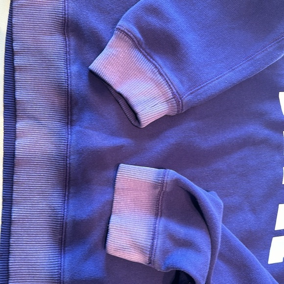 PINK women’s size Lg sweater - Picture 4 of 4